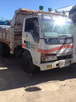 อีซูซุ 6 ล้อดั้ม  135 แรง ราคาจิ๊บๆ