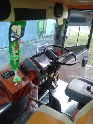 เครื่องฮีโน่ 195 ฟูลออฟชั่น สนใจติดต่อโทร.081-8840217 สภาพพร้อมวิ่ง สวยมากครับ ใหม่ๆสดๆซิ่ง