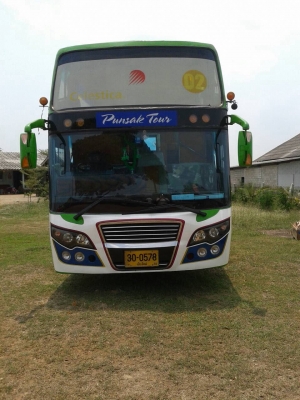 เครื่องฮีโน่ 195 ฟูลออฟชั่น สนใจติดต่อโทร.081-8840217 สภาพพร้อมวิ่ง สวยมากครับ ใหม่ๆสดๆซิ่ง