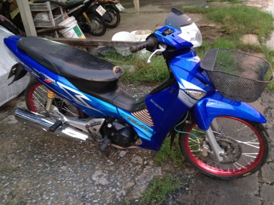 เวฟ 125 ไฟเลี้ยวบังลม