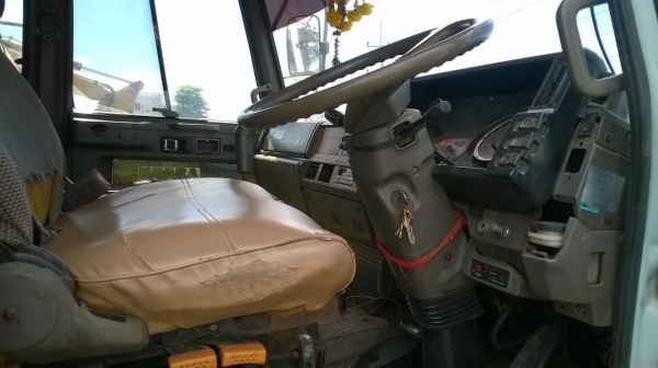 ขาย 6 ล้อดั้ม ISUZU เครื่อง 6BG1 175 แรงม้า เกียร์ใหญ่ เฟืองท้ายจัมโบ้ คัสซีสวย เบรคทิฟฟี่ พาวเวอร์ ทะเบียนพร้อมโอนครับ