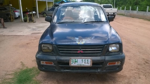 ขายกระบะมิตซู ตอนเดียว ปี 39 คัสซีสวยตลอดเส้น เครื่องมีไอหน่อย กระบะต้องปะพื้นใหม่ ทะเบียนชุดโอนครบ