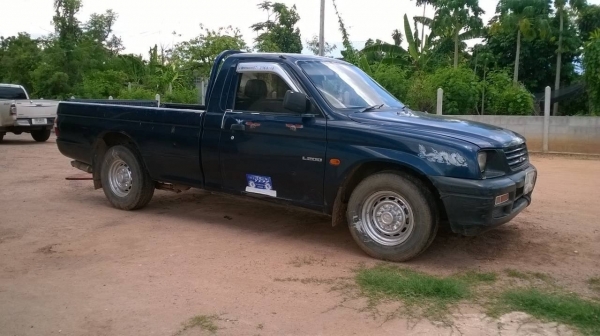 ขายกระบะมิตซู ตอนเดียว ปี 39 คัสซีสวยตลอดเส้น เครื่องมีไอหน่อย กระบะต้องปะพื้นใหม่ ทะเบียนชุดโอนครบ