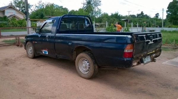 ขายกระบะมิตซู ตอนเดียว ปี 39 คัสซีสวยตลอดเส้น เครื่องมีไอหน่อย กระบะต้องปะพื้นใหม่ ทะเบียนชุดโอนครบ