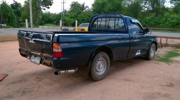 ขายกระบะมิตซู ตอนเดียว ปี 39 คัสซีสวยตลอดเส้น เครื่องมีไอหน่อย กระบะต้องปะพื้นใหม่ ทะเบียนชุดโอนครบ