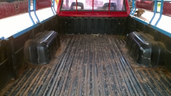 ขายกระบะ NISSAN ฝาแดง ปี 33 เครื่องแน่นดีมาก คัสซีสวยจัดตลอดเส้น มีหลังคาโดยสาร ทะเบียนพร้อมโอนครับ