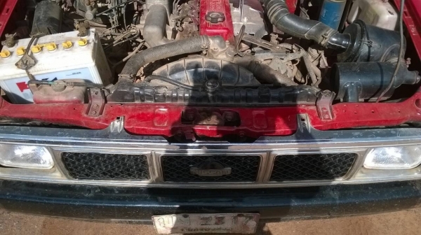 ขายกระบะ NISSAN ฝาแดง ปี 33 เครื่องแน่นดีมาก คัสซีสวยจัดตลอดเส้น มีหลังคาโดยสาร ทะเบียนพร้อมโอนครับ