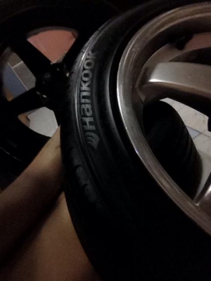 ขายแม็ก HAMANN PG2 5รู120 ขอบ17กว้าง8 et20 จำนวน4วง ไม่มีซ่อมเก่าญีปุน พร้อมยางyokohama  215 45 17 09 2เส้น hankook 215 45 17 11 2เส้น ราคา9500บาท โทร0924462525โส