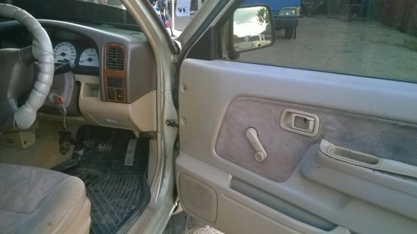 ขาย NISSAN FRONTIER ปี 46 รถสวยเดิม เครื่อง TD27 คัสซีสวยตลอดเส้น แอร์เย็น ทะเบียนพร้อมโอนครับ