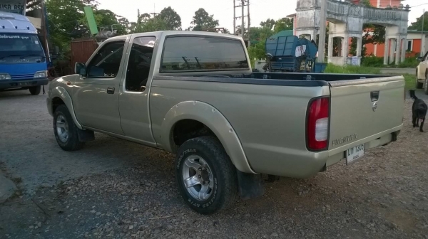 ขาย NISSAN FRONTIER ปี 46 รถสวยเดิม เครื่อง TD27 คัสซีสวยตลอดเส้น แอร์เย็น ทะเบียนพร้อมโอนครับ