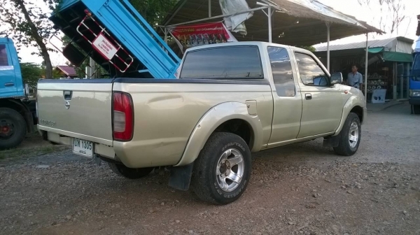 ขาย NISSAN FRONTIER ปี 46 รถสวยเดิม เครื่อง TD27 คัสซีสวยตลอดเส้น แอร์เย็น ทะเบียนพร้อมโอนครับ