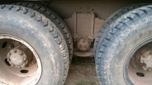 ขายรถพ่วงแม่ลูกไม่ดั้ม HINO เครื่อง EP100 เทอร์โบอินเตอร์ 300 แรงม้า ช่วงล่างเบรคแห้ง คัสซีสวยจัดตลอดเส้น เก๋งสวย แอร์เย็น ทะเบียนพร้อมโอนครับ