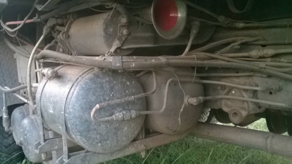 ขายรถพ่วงแม่ลูกไม่ดั้ม HINO เครื่อง EP100 เทอร์โบอินเตอร์ 300 แรงม้า ช่วงล่างเบรคแห้ง คัสซีสวยจัดตลอดเส้น เก๋งสวย แอร์เย็น ทะเบียนพร้อมโอนครับ