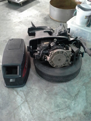 เครื่องเรือ Evinrude 40