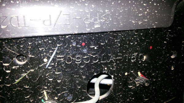 รถฮีโน่ 6 ล้อ หลังถนน  FC9J  175 แรงม้า. ปี 58  (  รถวิ่ง 1,5xx  กว่า กม.  )    สนใจติดต่อ  081 - 6079515