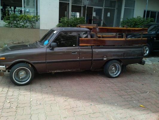 ขาย Mazda Familia รถในตำนาน สภาพดี