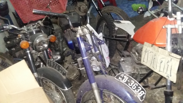 ขายด่วน suzuki k125 mark 2 มีเล่ม 6500 บาท ก่อน 5 มิ.ย. ขายด่วน suzuki k125 mark 2 มีเล่ม 6500 บาท ก่อน 5 มิ.ย.