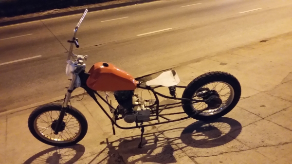 ขายด่วน honda wing 125 หลังแข็ง 8000 บาท