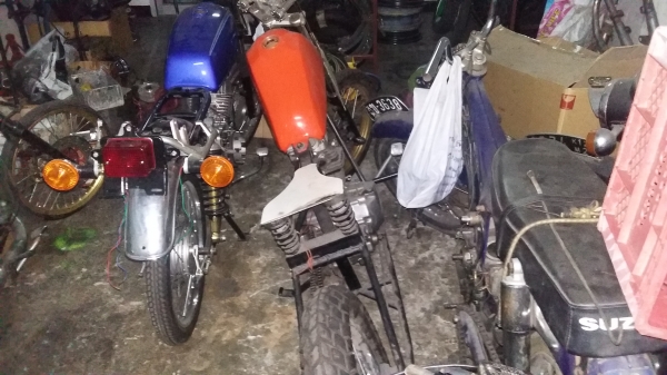 ขายด่วน honda wing 125 หลังแข็ง 8000 บาท