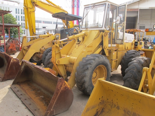 KOMATSU 510 สภาพพร้อมใช้งาน มีให้เลือกหลายคัน ราคาถูกๆ (ต่อรองได้)