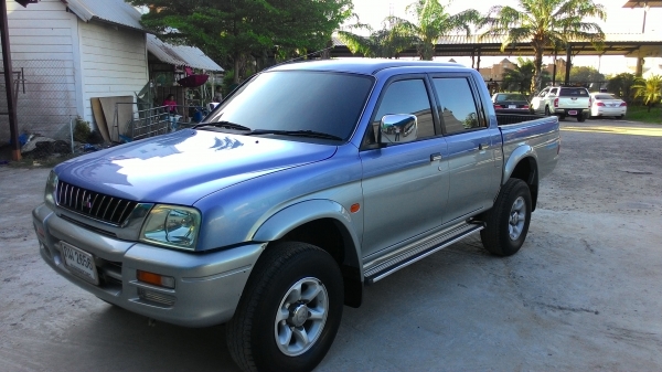 strada 4wd 4 ประตูรถสวย สภาพพร้อมใช้