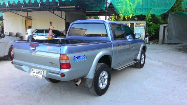 strada 4wd 4 ประตูรถสวย สภาพพร้อมใช้ strada 4wd 4 ประตูรถสวย สภาพพร้อมใช้