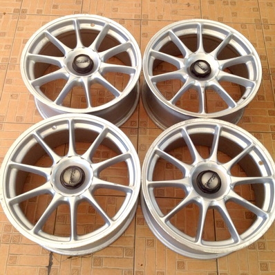 แม็กซ์ 17 นิ้ว