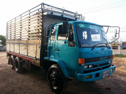 ขาย10ล้อ1เพลา ร็อกกี้165แรง เครื่องดี แคชซีสวย ยางดี ภายในสวย สภาพพร้อมใช้งาน เอกสารพร้อมโอน สนใจโทร 090-8588220คุณนะ 093-3258446คุณบิว ID:narong498 หรือเข้าดูสินค้าได้ที่ www.truck.in.th/498 หรือเพจFacebook ณรงค์ ซื้อขายรถมือสอง (เว็บไซต์ส่วนตัว)