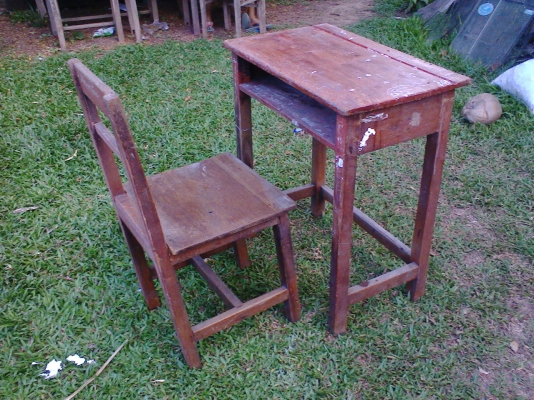 โต๊ะนักเรียนเก่าสภาพเดิมๆครับเป็นโต๊ะนักเรียนรุ่น 30 ปีที่แล้วครับเป็นไม้แดง ไม้มะค่า ไม้สักครับ สภาพพร้อมใช้ครับ ราคานี้คุ้มครับ โต๊ะนักเรียนเก่าสภาพเดิมๆครับเป็นโต๊ะนักเรียนรุ่น 30 ปีที่แล้วครับเป็นไม้แดง ไม้มะค่า ไม้สักครับ สภาพพร้อมใช้ครับ ราคานี้คุ้มครับ