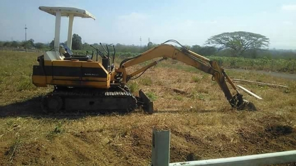 ขายแบคโคเล็ก PC20-6 เครื่องดี ทำงานเร็ว สภาพพร้อมใช้งาน เอกสารใบซื้อขาย สนใจโทร 090-8588220คุณนะ ID:narong498 หรือ www.truck.in.th/498 หรือfb:ณรงค์ ซื้อขายรถมือสอง(เว็บไซต์ส่วนตัว)