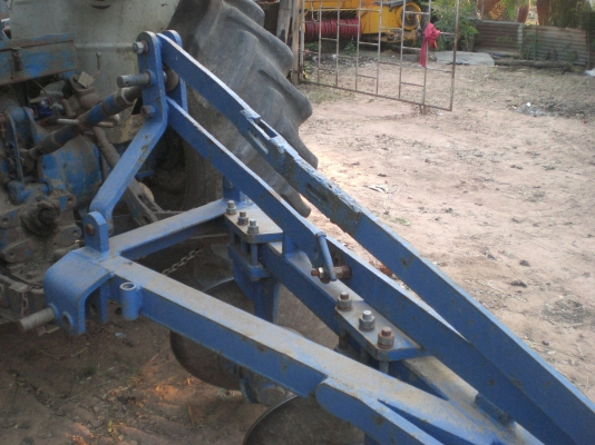 ขายใหม่ ผานสามรถไถฟอร์ด