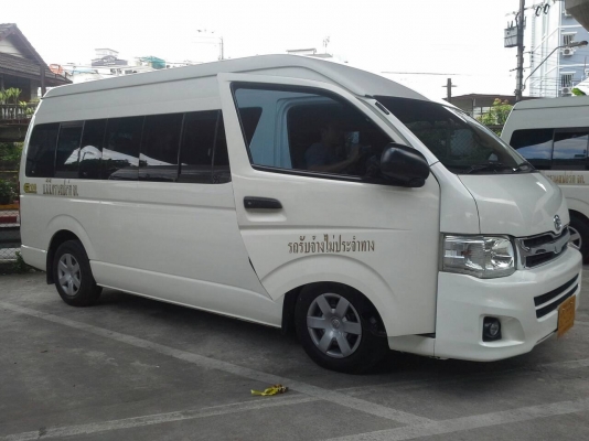 ขายรถตู้คอมมิวเตอร์ 5 คัน ขายรถตู้คอมมิวเตอร์ 5 คัน