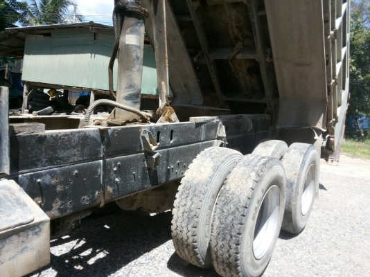 รถบรรทุก 10 ล้อใหญ่ HINO  ดั๊มพ์ได้ ติดแก๊สNGV100\% ราคา 850,000 บ.