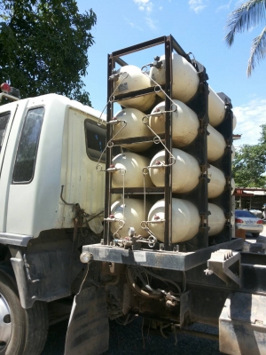 รถบรรทุก 10 ล้อใหญ่ HINO  ดั๊มพ์ได้ ติดแก๊สNGV100\% ราคา 850,000 บ.