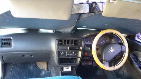 รถบ้านเดิมๆเจ้าของขายเอง Honda City ปี 98 สภาพเครื่องช่วงล่างแน่นดีมาก สีเดิมๆทุกชิ้น ใช้มือเดียว