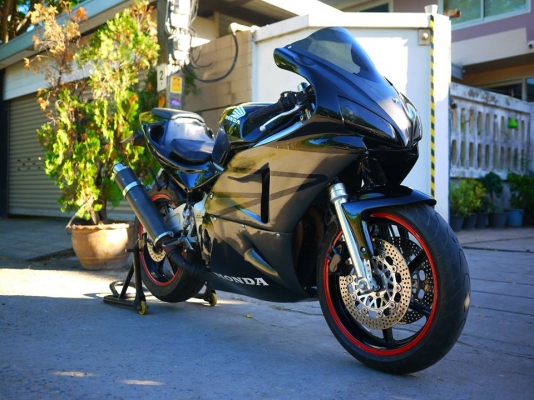 ขาย Cbr92 ตัวคาร์บูไฟฟ้า พร้อมทะเบียนแท้ แฟริ่ง Rc212 สีใหม่ เครื่องสดๆ ขาย Cbr92 ตัวคาร์บูไฟฟ้า พร้อมทะเบียนแท้ แฟริ่ง Rc212 สีใหม่ เครื่องสดๆ