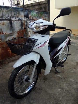 Honda Wave110i รถ56 สี ขาว-ม่วง สวยๆประหยัดน้ำมัน ราคาถูกๆครับ