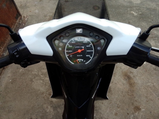 Honda Wave110i รถ56 สี ขาว-ม่วง สวยๆประหยัดน้ำมัน ราคาถูกๆครับ Honda Wave110i รถ56 สี ขาว-ม่วง สวยๆประหยัดน้ำมัน ราคาถูกๆครับ