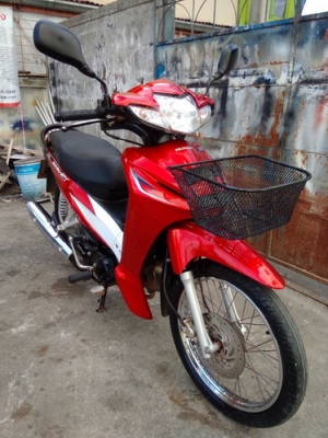 Honda Wave110i รถปลายปี56 สวยๆประหยัดน้ำมัน ราคาถูกๆครับ Honda Wave110i รถปลายปี56 สวยๆประหยัดน้ำมัน ราคาถูกๆครับ