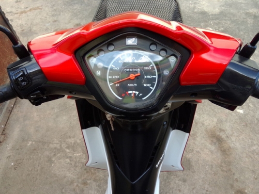 Honda Wave110i รถปลายปี56 สวยๆประหยัดน้ำมัน ราคาถูกๆครับ Honda Wave110i รถปลายปี56 สวยๆประหยัดน้ำมัน ราคาถูกๆครับ