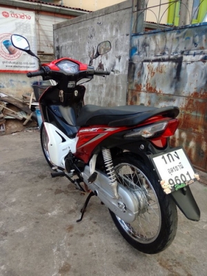 Honda Wave110i รถปลายปี56 สวยๆประหยัดน้ำมัน ราคาถูกๆครับ Honda Wave110i รถปลายปี56 สวยๆประหยัดน้ำมัน ราคาถูกๆครับ