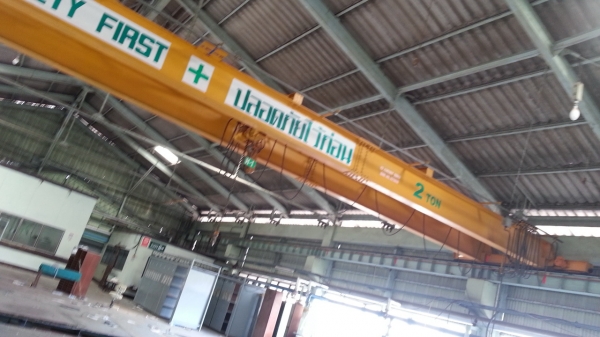 ขายเครน 2ตันจำนวน 4 ชุดกว้าง18 เมตรเดินยาว 40 เมตร 1 ชุด เดินยาว 60 เมตร 1ชุด ขายเครน 2ตันจำนวน 4 ชุดกว้าง18 เมตรเดินยาว 40 เมตร 1 ชุด เดินยาว 60 เมตร 1ชุด