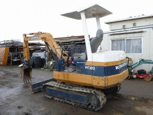 SALE____รถขุดเล็ก KOMATSU PC20-6 พร้อมตู้เก๋ง เก่านอกญี่ปุ่นแท้ สวยสภาพดี พร้อมใช้งาน