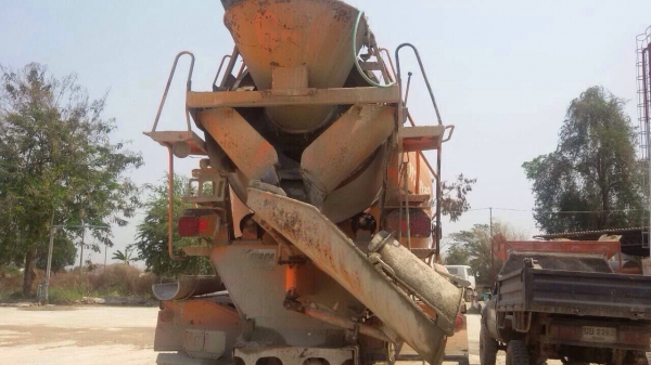 ขายรถโม่ปูน