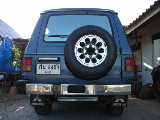 ขาย ปาเจโร่ (เหลี่ยม) 4x4 พร้อมใช้ ไม่แพง