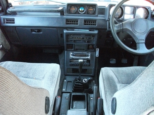 ขาย ปาเจโร่ (เหลี่ยม) 4x4 พร้อมใช้ ไม่แพง