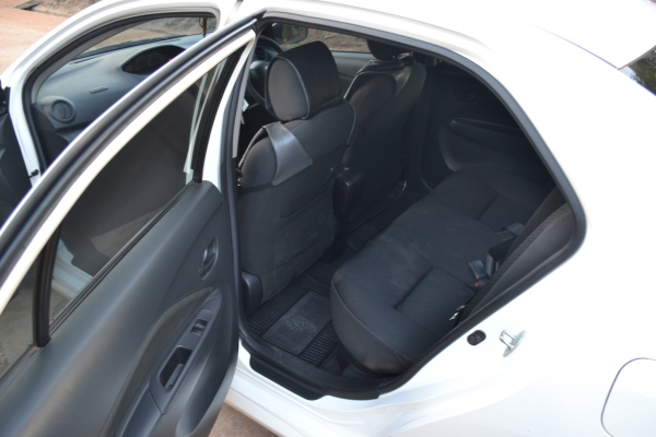 ขาย vios ปี 2010 เจ้าของขายเอง รถ60,000กม. ราคาคุยกันได้