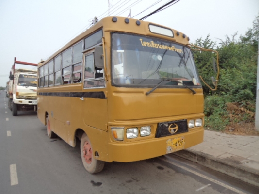 ขายรถ6ล้อ เครื่อง165แรง ช่วงล่างFหน้าFหลังสภาพดีพร้อมใช้