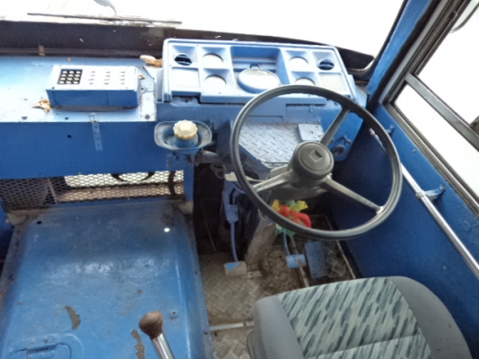 ขายรถ6ล้อ เครื่อง165แรง ช่วงล่างFหน้าFหลังสภาพดีพร้อมใช้