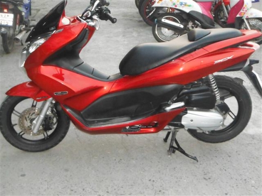 ฉลองตรุษจีน ขาย Honda PCX 125i ปี 54 ราคา 49800
